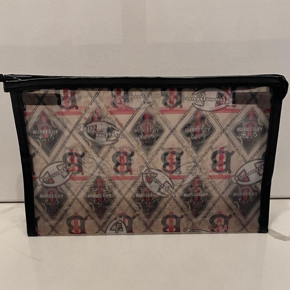 ✅ PRICE  IS FIRM ✅ Fashion Beige and Black Mesh Bag